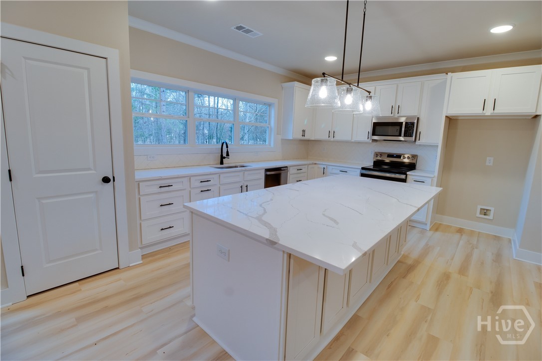 1021 Pointe Street Tignall, GA 30668 - Photo 8 of 50