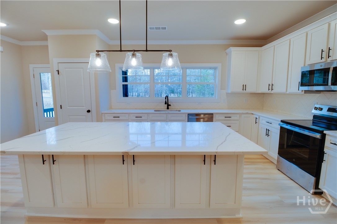 1021 Pointe Street Tignall, GA 30668 - Photo 10 of 50