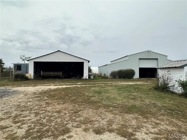 $480,000 | 13475 Maries Road 449, Vichy, MO 65580