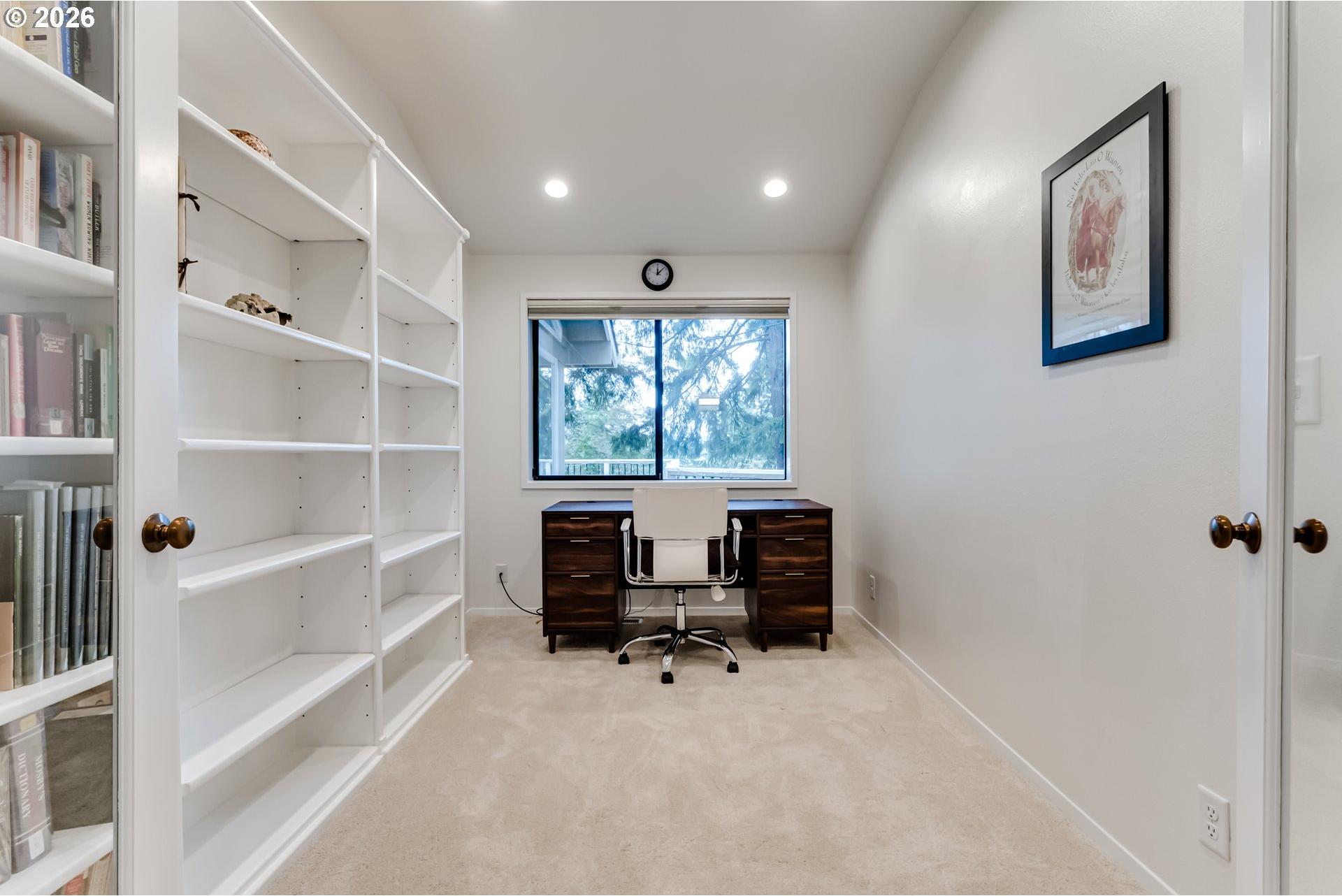 3815 Spring Boulevard Eugene, OR 97405 - Photo 28 of 48 Den/Office