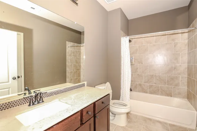 $3,300 | 5038 Lockridge Sky Lane, Sugar Land, TX 77479
