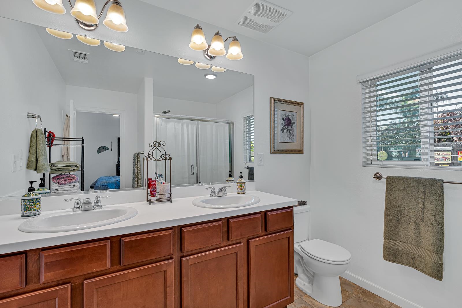 336 Solano Street Madera, CA 93638 - Photo 33 of 41