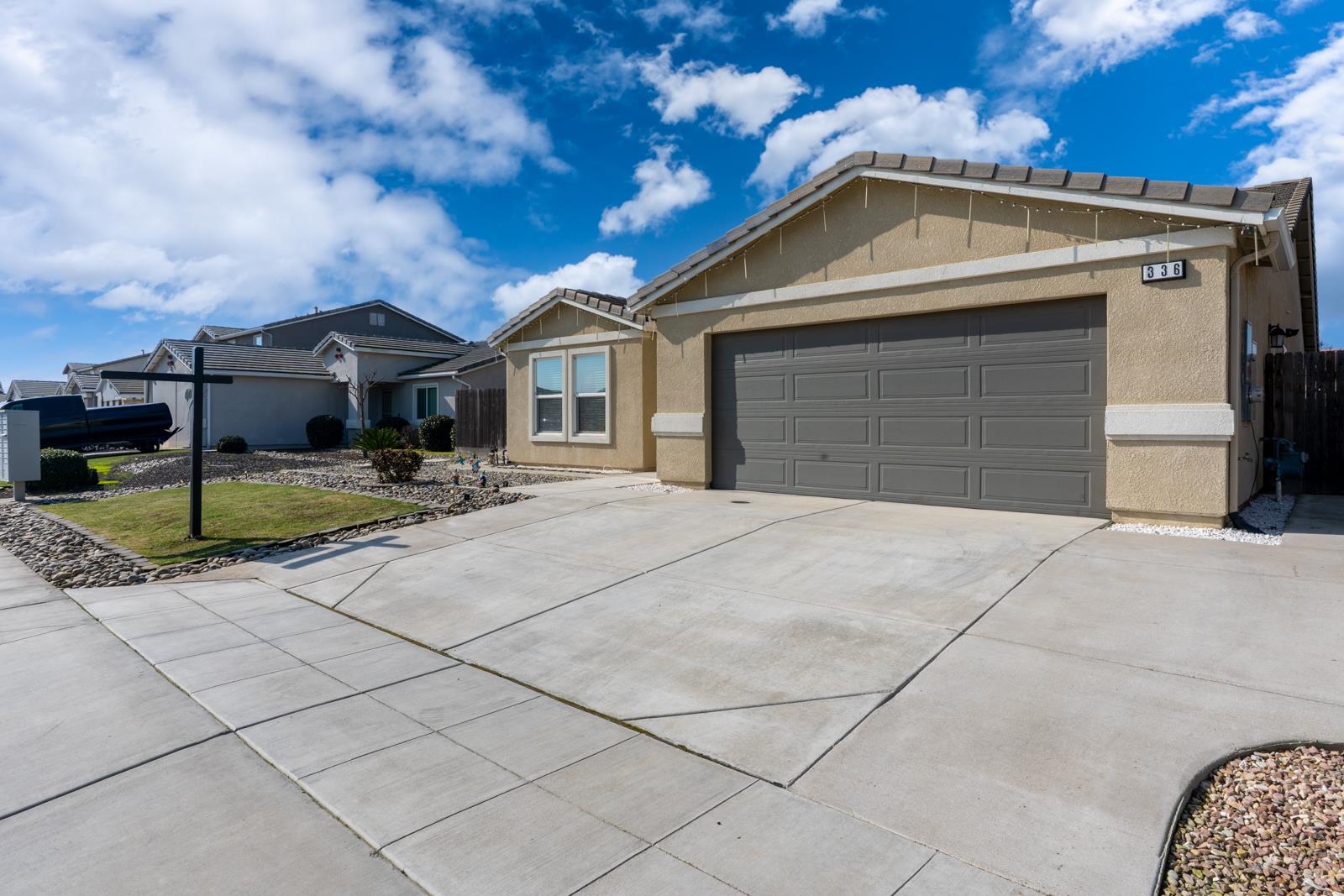 336 Solano Street Madera, CA 93638 - Photo 5 of 41