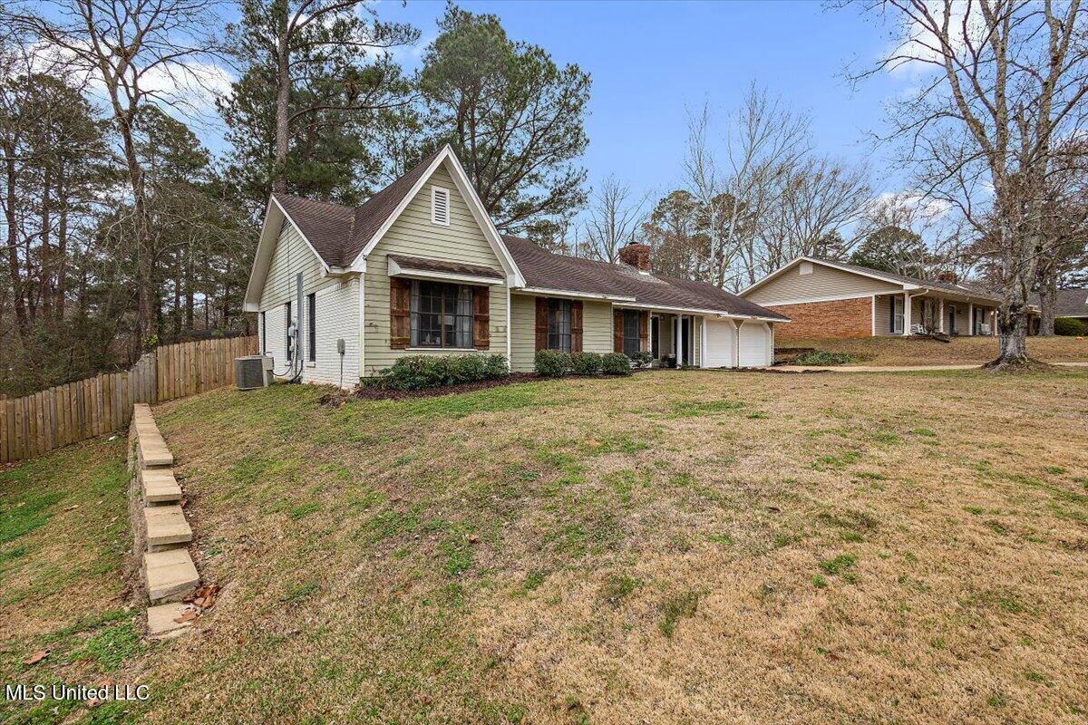 231 Stonecastle Drive Brandon, MS 39047 - Photo 27 of 29 02-HTP_2749