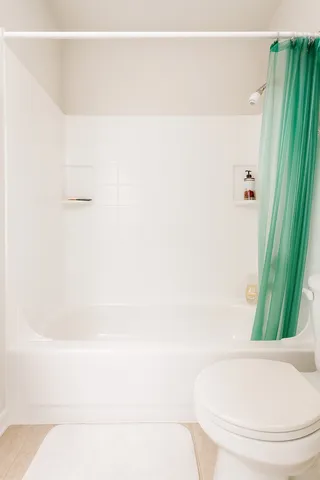 $1,907 | 1100 North Plum Grove Road, Unit 313, Schaumburg, IL 60173