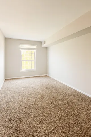 $1,907 | 1100 North Plum Grove Road, Unit 313, Schaumburg, IL 60173