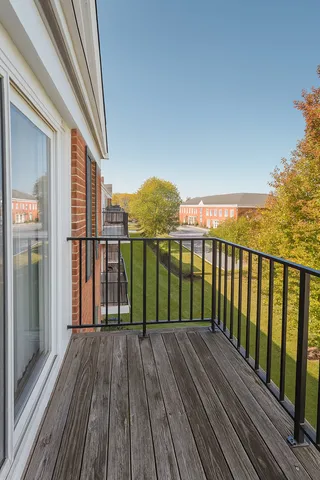 $1,907 | 1100 North Plum Grove Road, Unit 313, Schaumburg, IL 60173