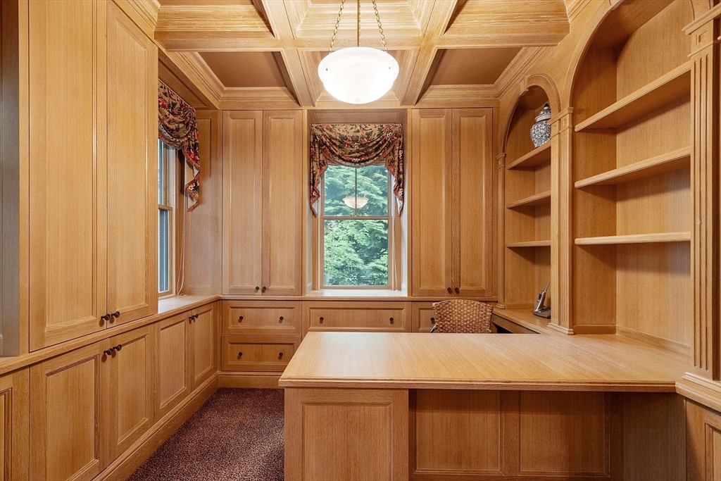 52 Summit Road, Unit 7 Belmont, MA 02478 - Photo 4 of 25