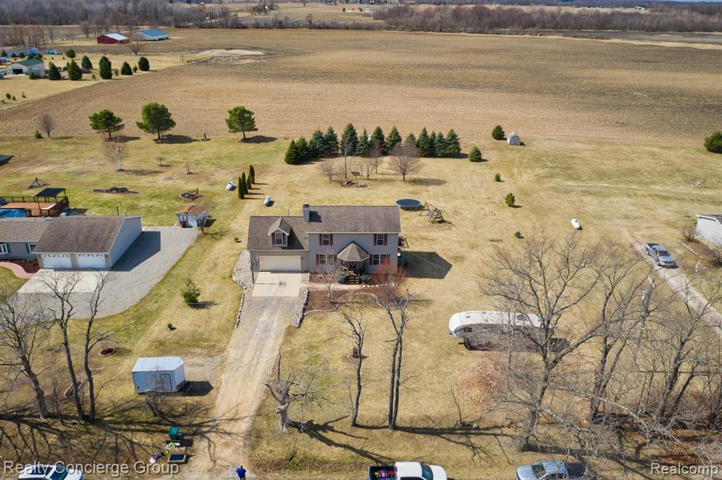 601 North Kane Road Webberville, MI 48892 - Photo 34 of 36