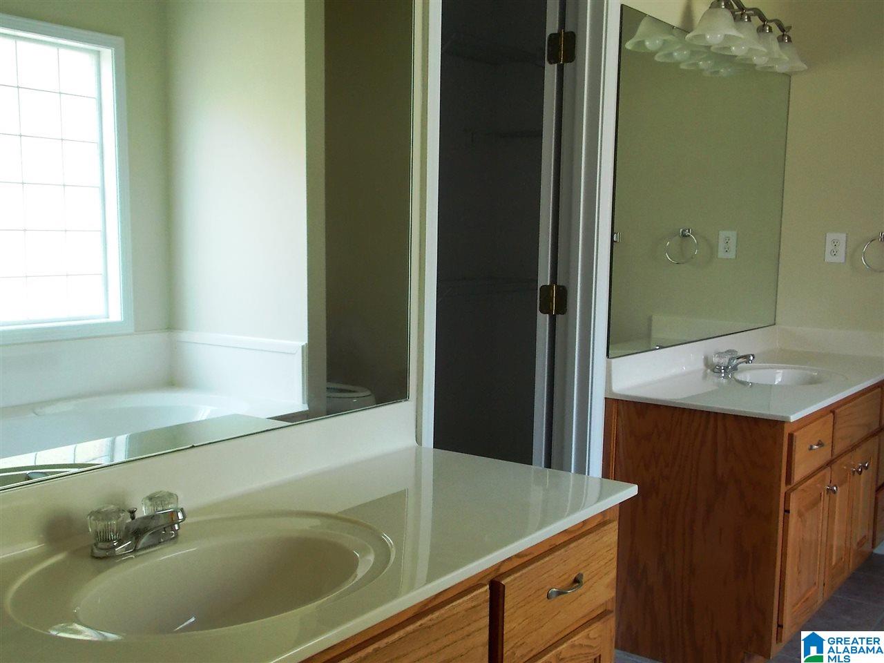 90 Azalea Trail Oneonta, AL 35121 - Photo 15 of 24
