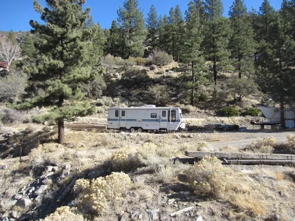 a view of a dry field