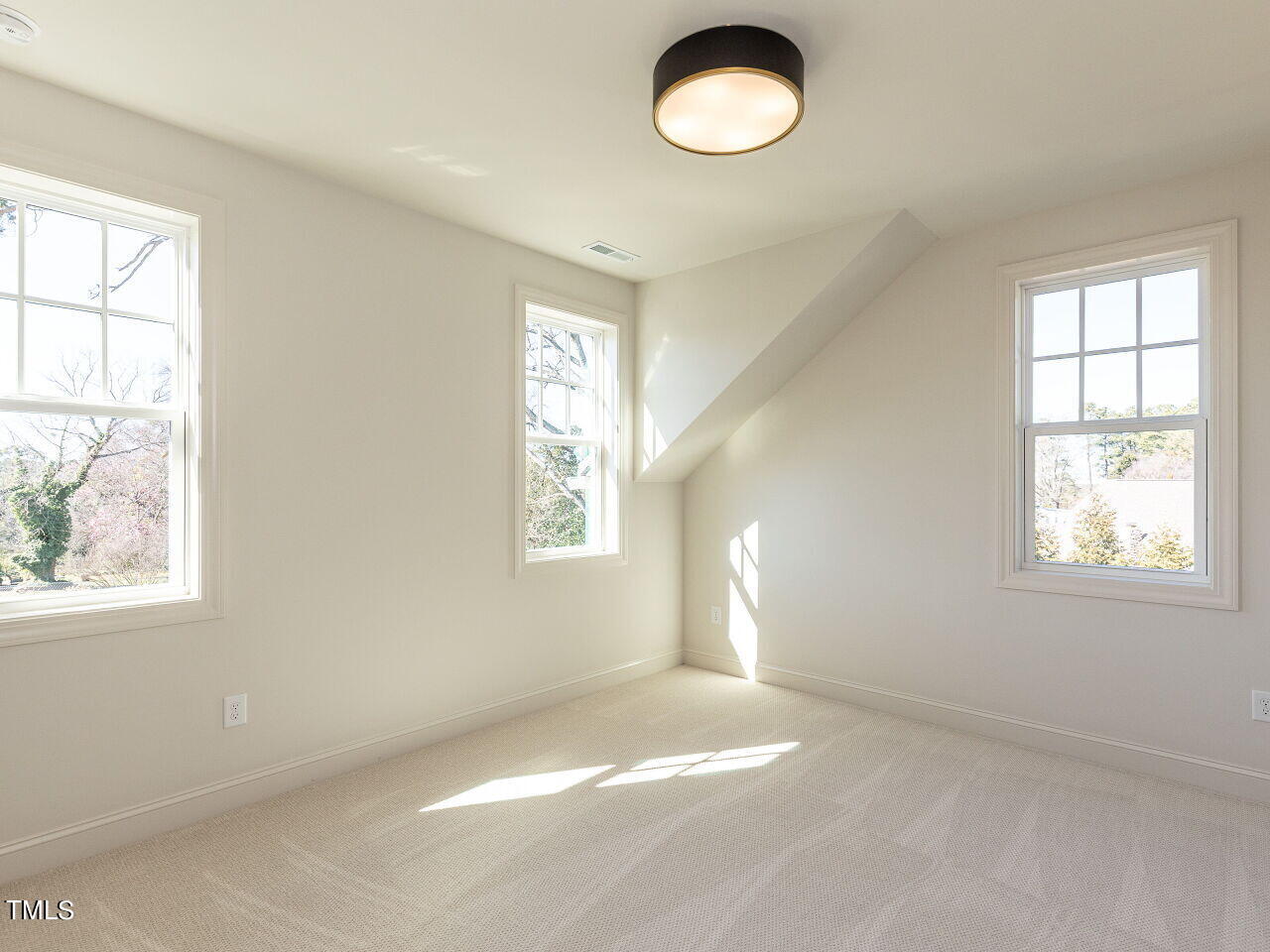 2304 Lyon Street Raleigh, NC 27608 - Photo 31 of 45 029-1280x960-bedroom-2