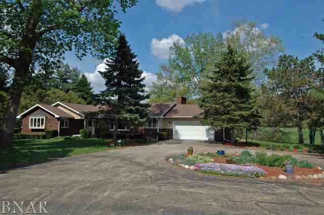 7693 Sparrow Road Hopedale, IL 61747 - Photo 1 of 1