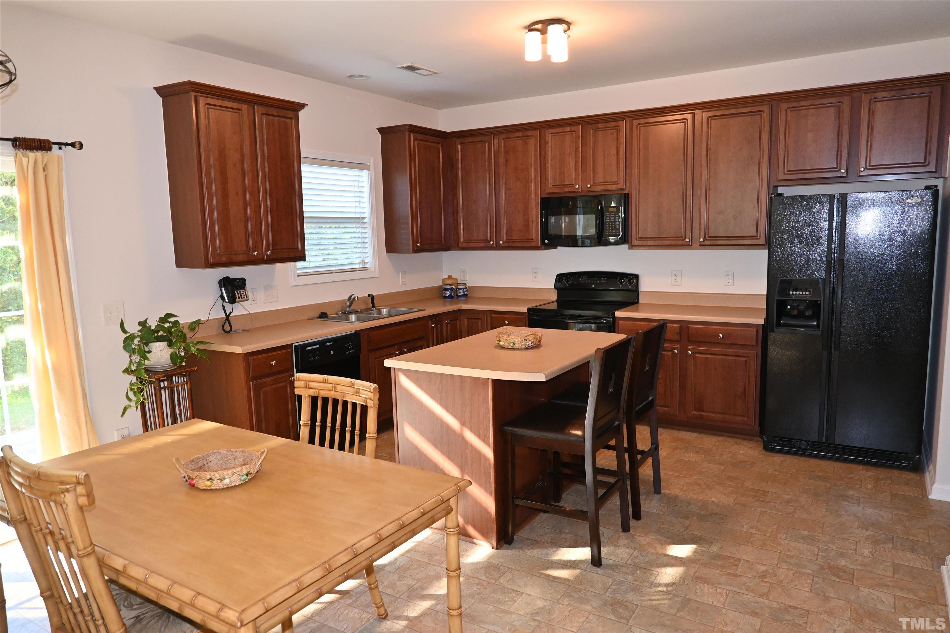 141 Pasadena Road Garner, NC 27529 - Photo 2 of 23 Come Right In!