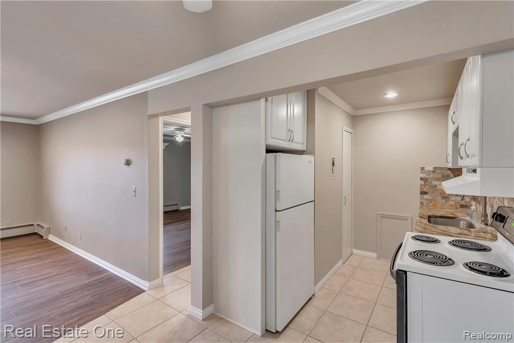 803 Plate Street Rochester, MI 48307 - Photo 10 of 22