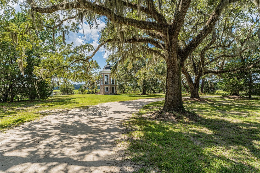 92 Dean Hall Road Seabrook, SC 29940 - Photo 66 of 99 At the property's South point, the lantern