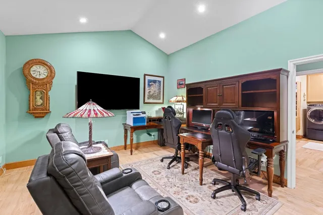 $2,980,000 | 6915 Redwood Retreat Road, Gilroy, CA 95020