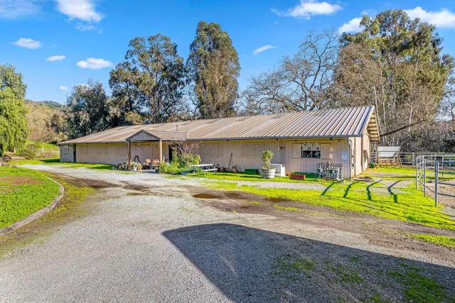 $2,980,000 | 6915 Redwood Retreat Road, Gilroy, CA 95020