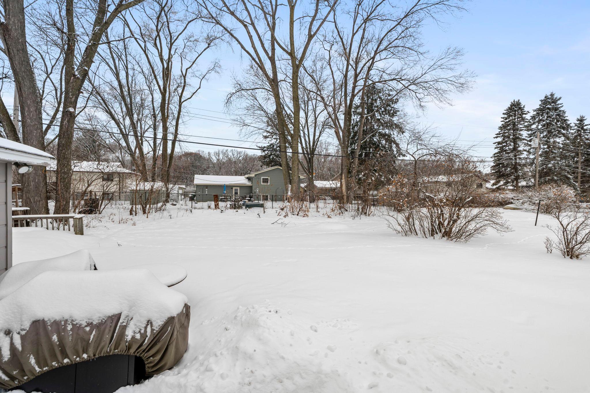 5573 Fairview Avenue Shoreview, MN 55126 - Photo 40 of 53