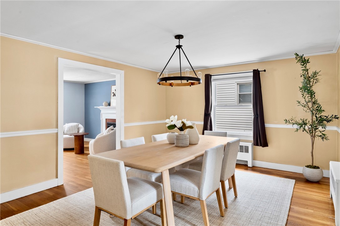 346 Chestnut Street Warwick, RI 02888 - Photo 12 of 39