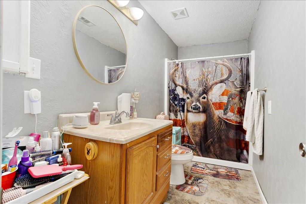 1250 Garrett Road Whitewright, TX 75491 - Photo 14 of 16