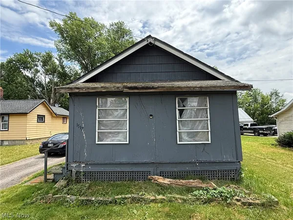 $60,000 | 1517-1527 Francis Avenue Southeast, Warren, OH 44484