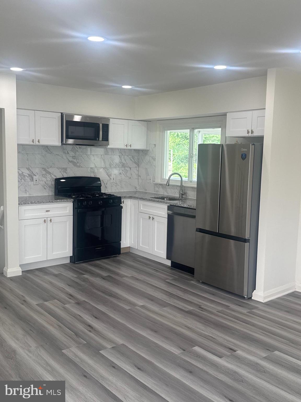 1028 Hartmont Road Catonsville, MD 21228 - Photo 2 of 14