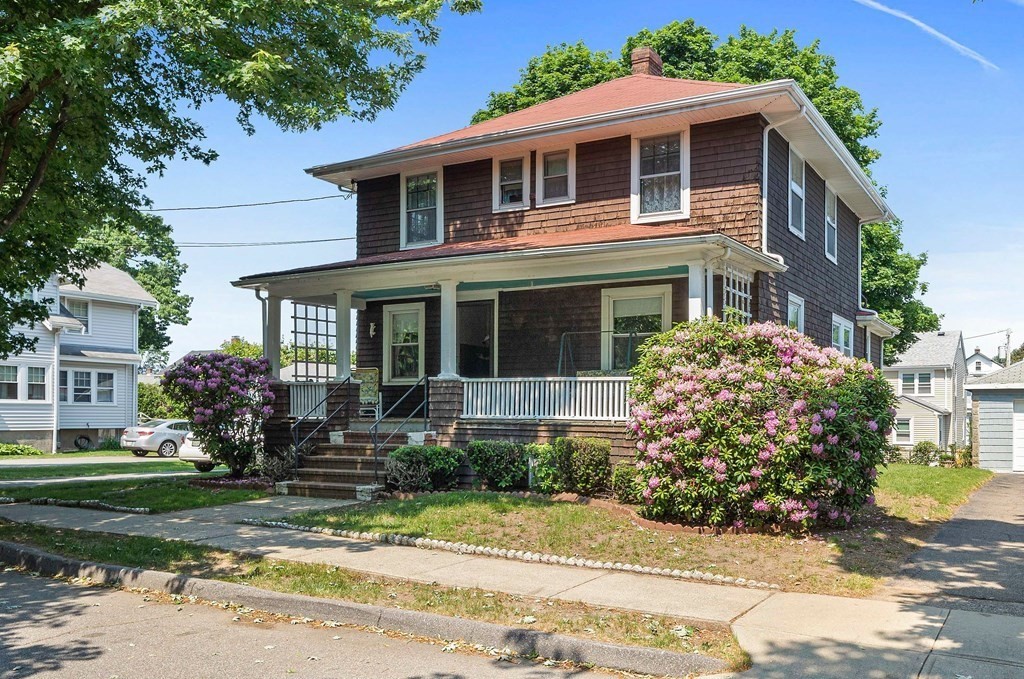 18 Dunbarton Road Quincy, MA 02170 - Photo 2 of 32 Gallery Image 2