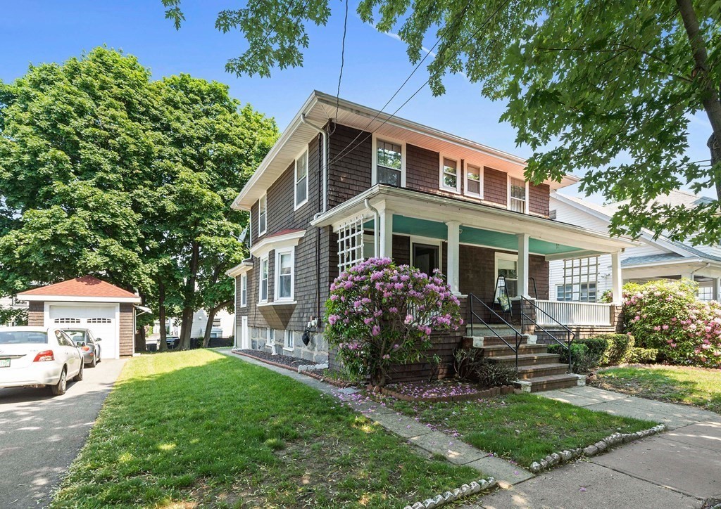18 Dunbarton Road Quincy, MA 02170 - Photo 3 of 32 Gallery Image 3