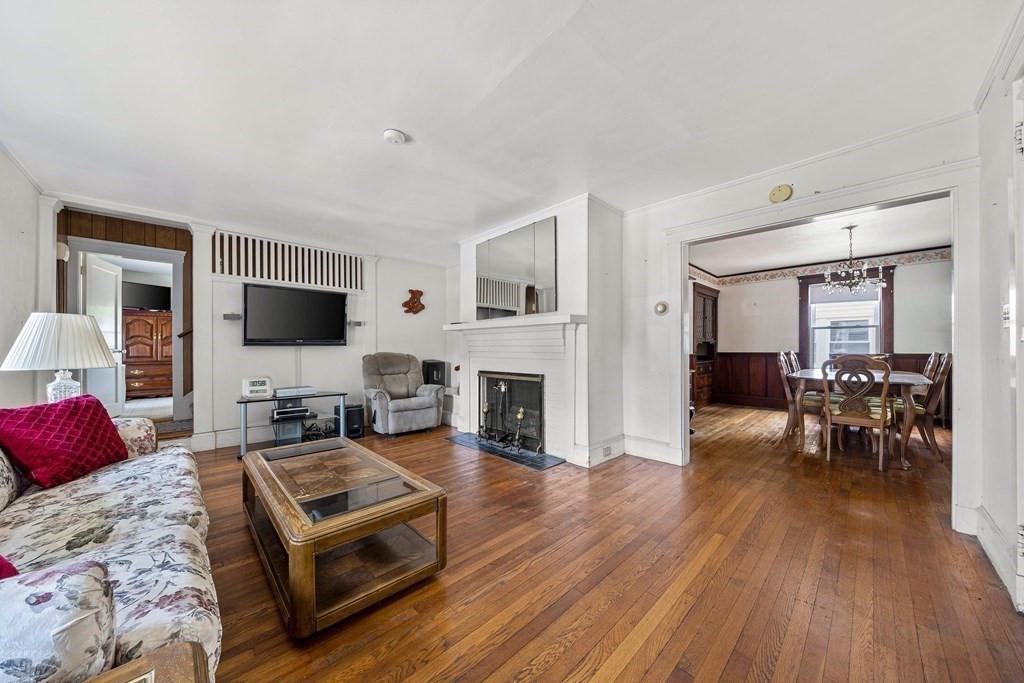 18 Dunbarton Road Quincy, MA 02170 - Photo 8 of 32 Gallery Image 8