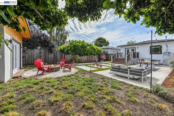 $995,000 | 1539 Blake Street, Berkeley, CA 94703