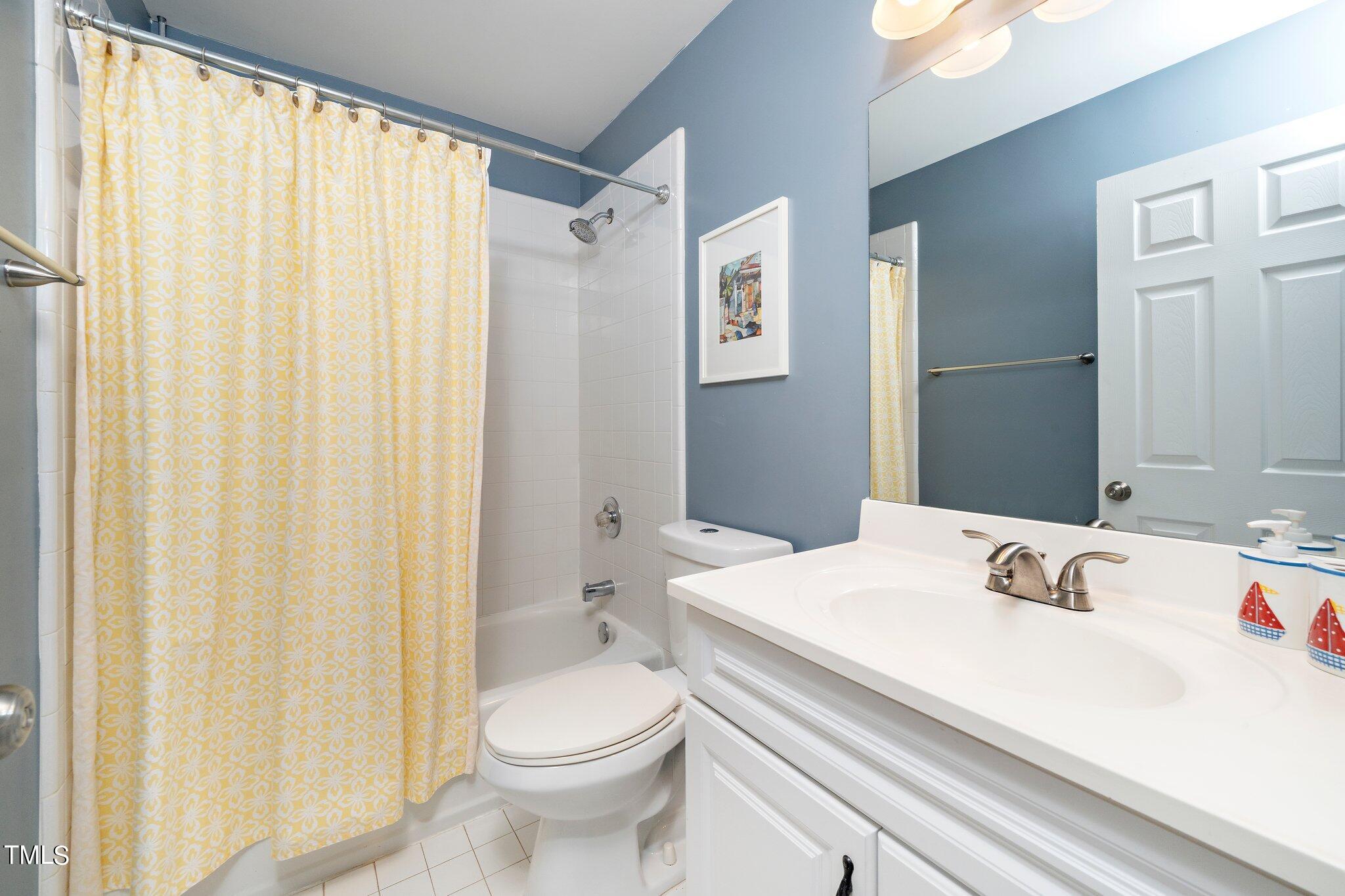 832 Bromley Way Raleigh, NC 27615 - Photo 18 of 24 Bromley Ko 15.1 Kids Bath