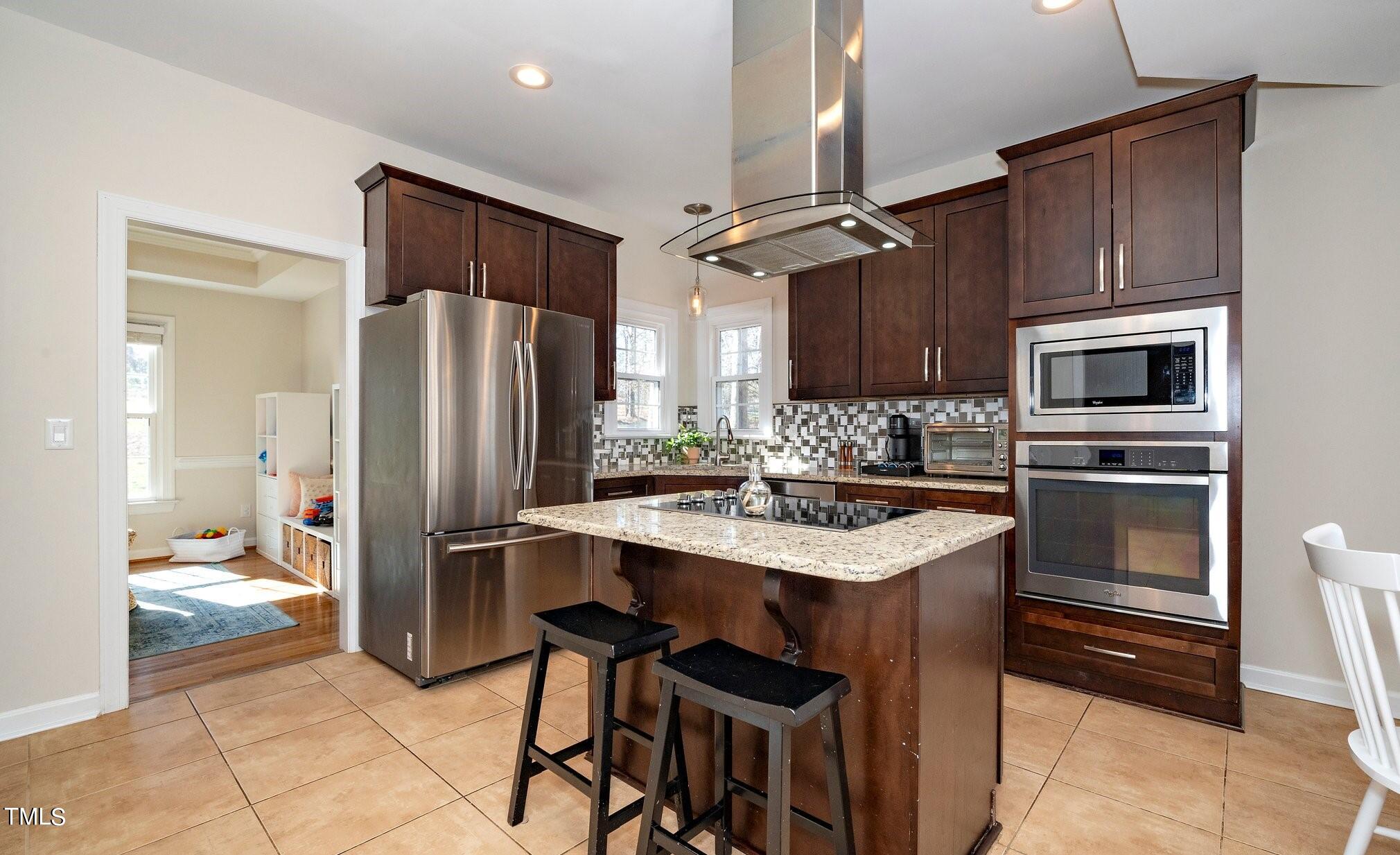 832 Bromley Way Raleigh, NC 27615 - Photo 5 of 24 Bromley Ko 8 Kitchen white dots