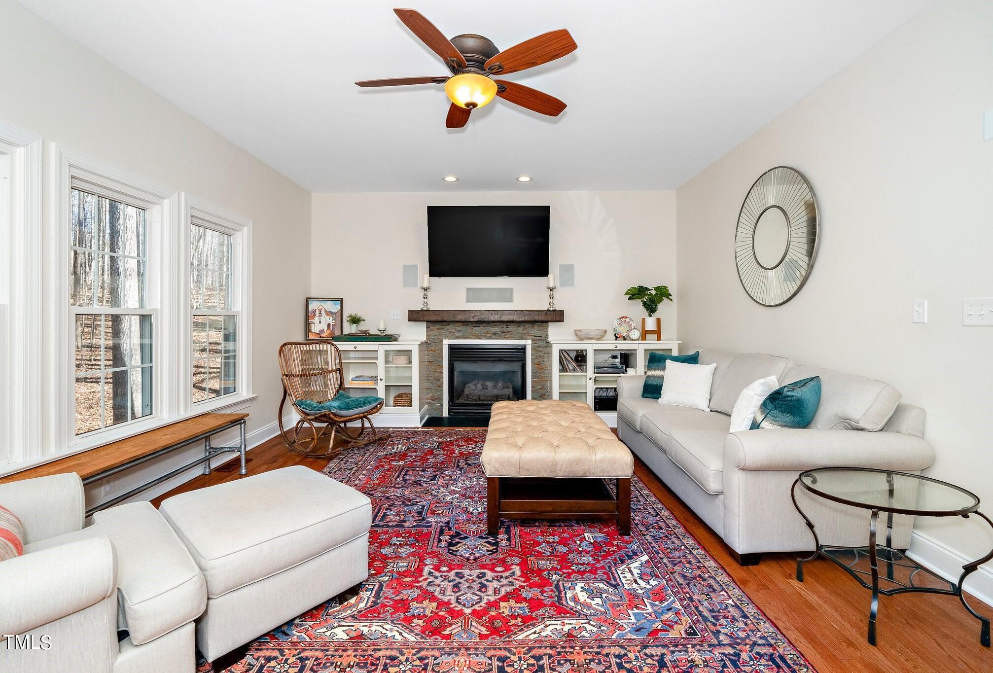 832 Bromley Way Raleigh, NC 27615 - Photo 10 of 24 Bromley Ko 7 Family Room