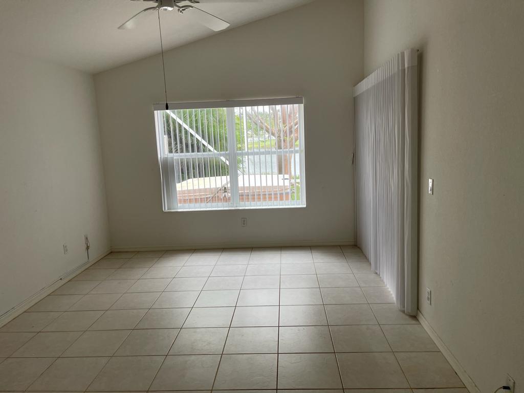 4178 Bluff Harbor Way Wellington, FL 33449 - Photo 26 of 35 AC59B817-EFCF-4394-B656-82DB323903B6