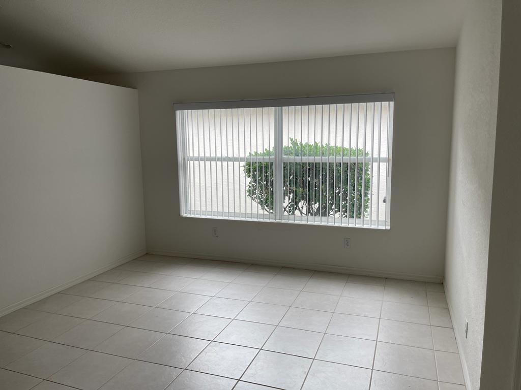 4178 Bluff Harbor Way Wellington, FL 33449 - Photo 27 of 35 442BA96A-EB9A-438D-9DEE-80C2073553D7