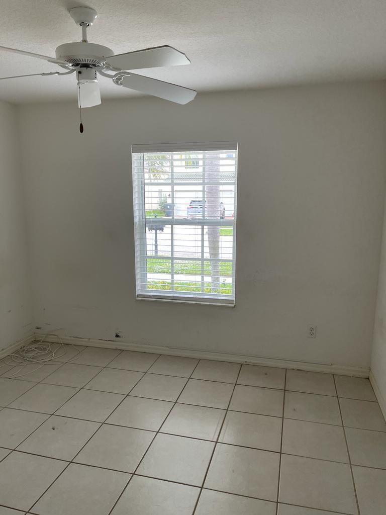 4178 Bluff Harbor Way Wellington, FL 33449 - Photo 32 of 35 FD9D2396-B47E-4E59-9C84-81B5ADE2100F