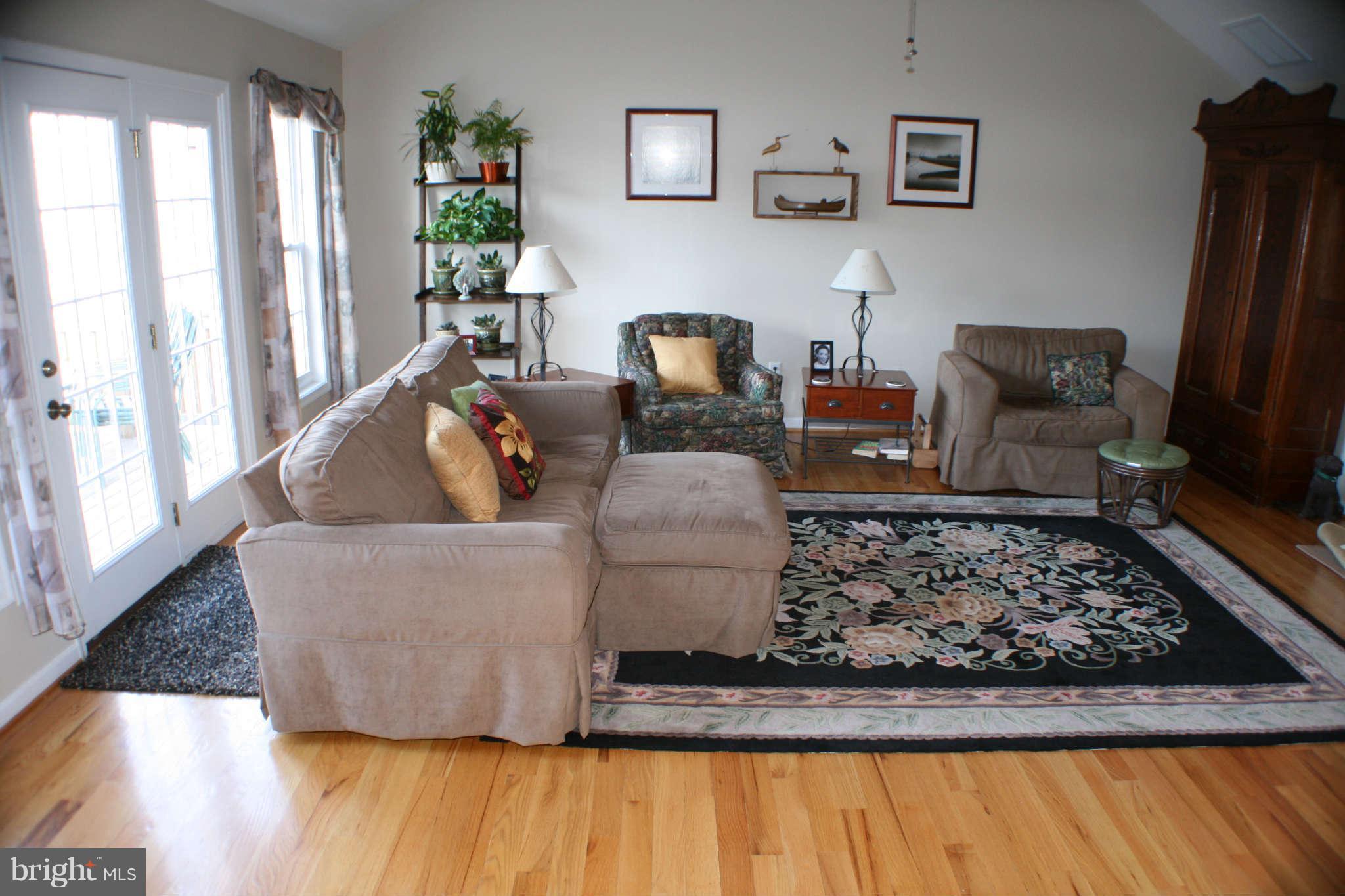 993 Whissens Ridge Road Winchester, VA 22602 - Photo 20 of 28 Living Room
