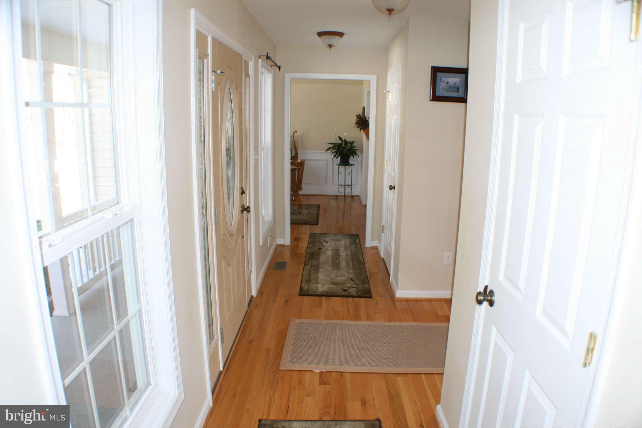 993 Whissens Ridge Road Winchester, VA 22602 - Photo 5 of 28 Interior (General)