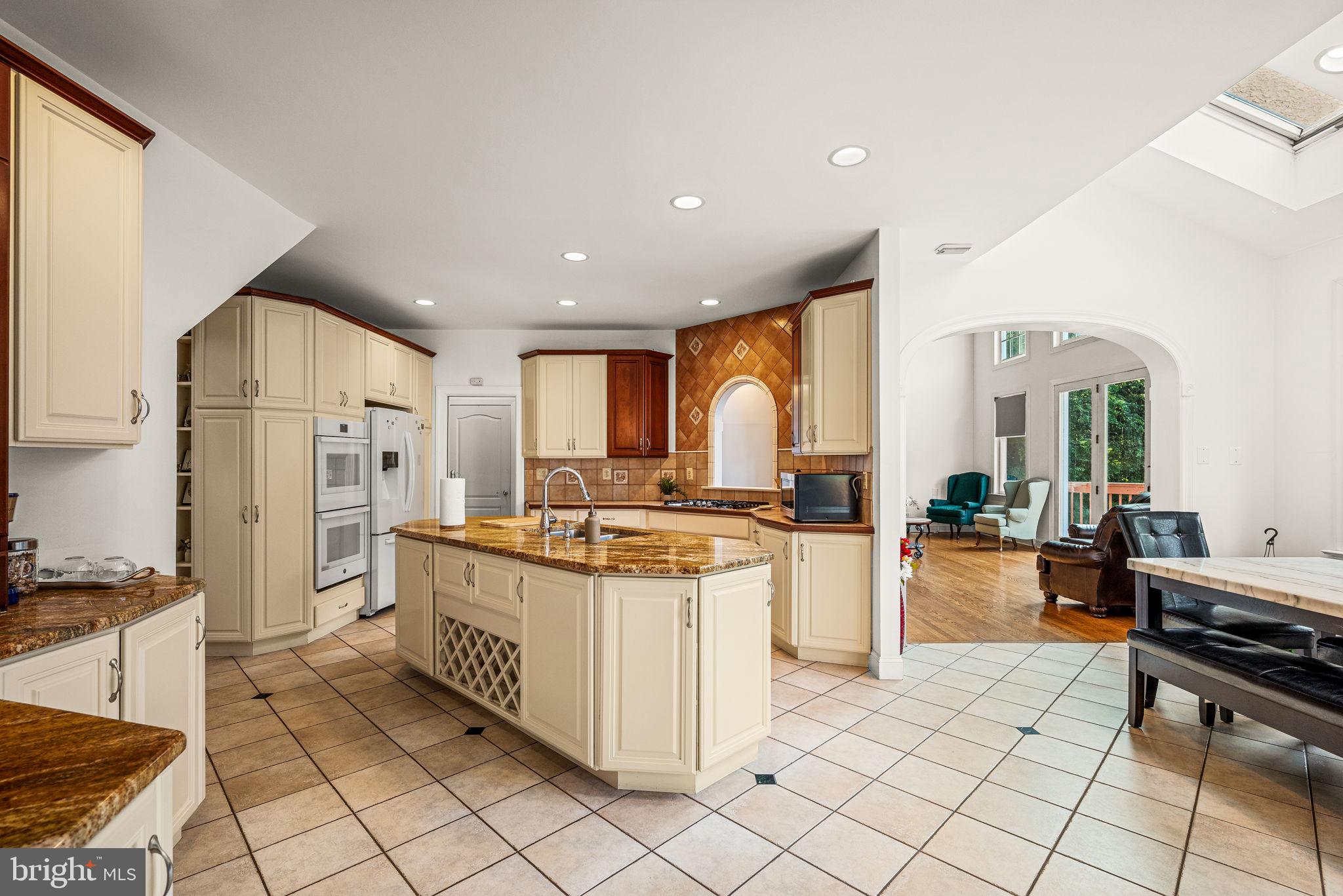 411 Marie Drive Wallingford, PA 19086 - Photo 14 of 88