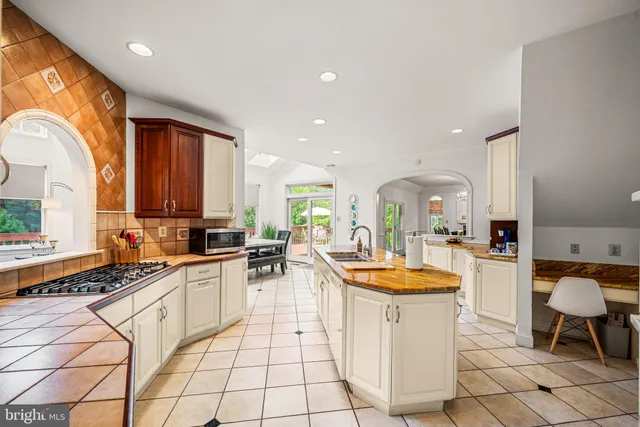 $1,550,000 | 411 Marie Drive, Wallingford, PA 19086