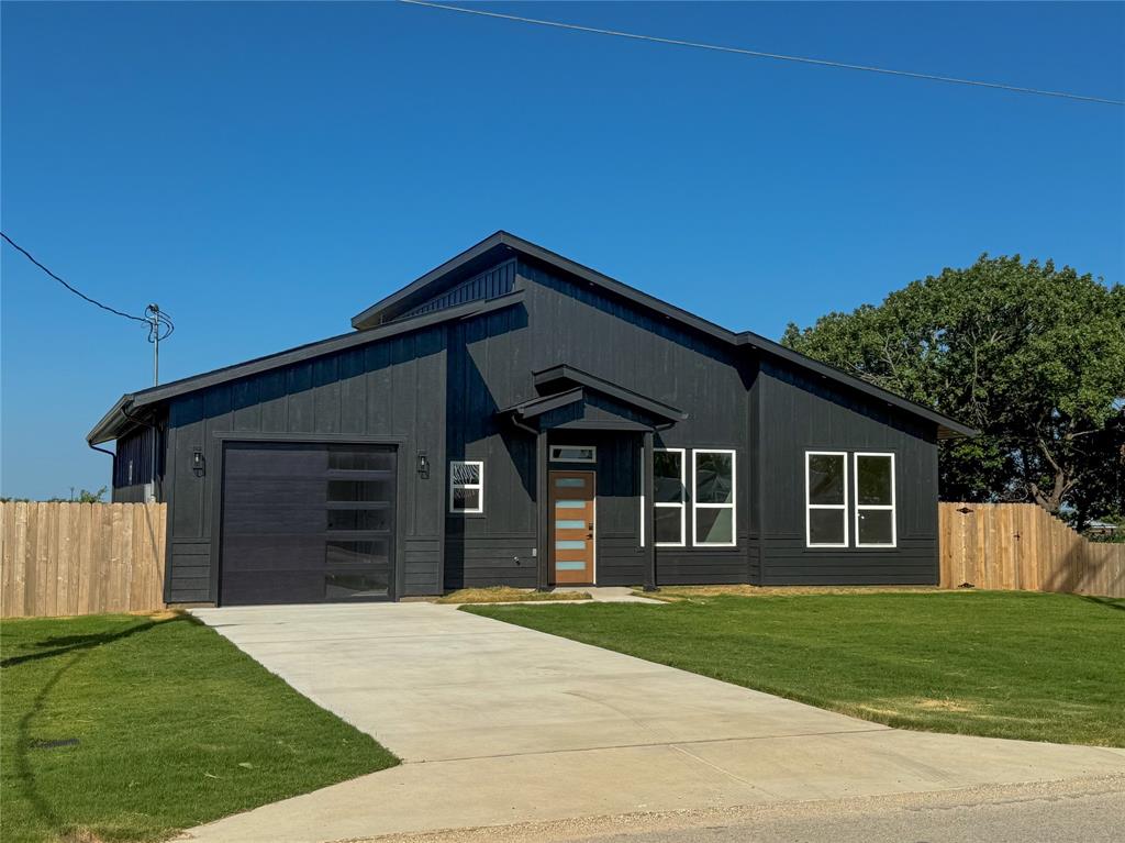 501 North Cleburne Whitney Road Rio Vista, TX 76093 - Photo 2 of 25