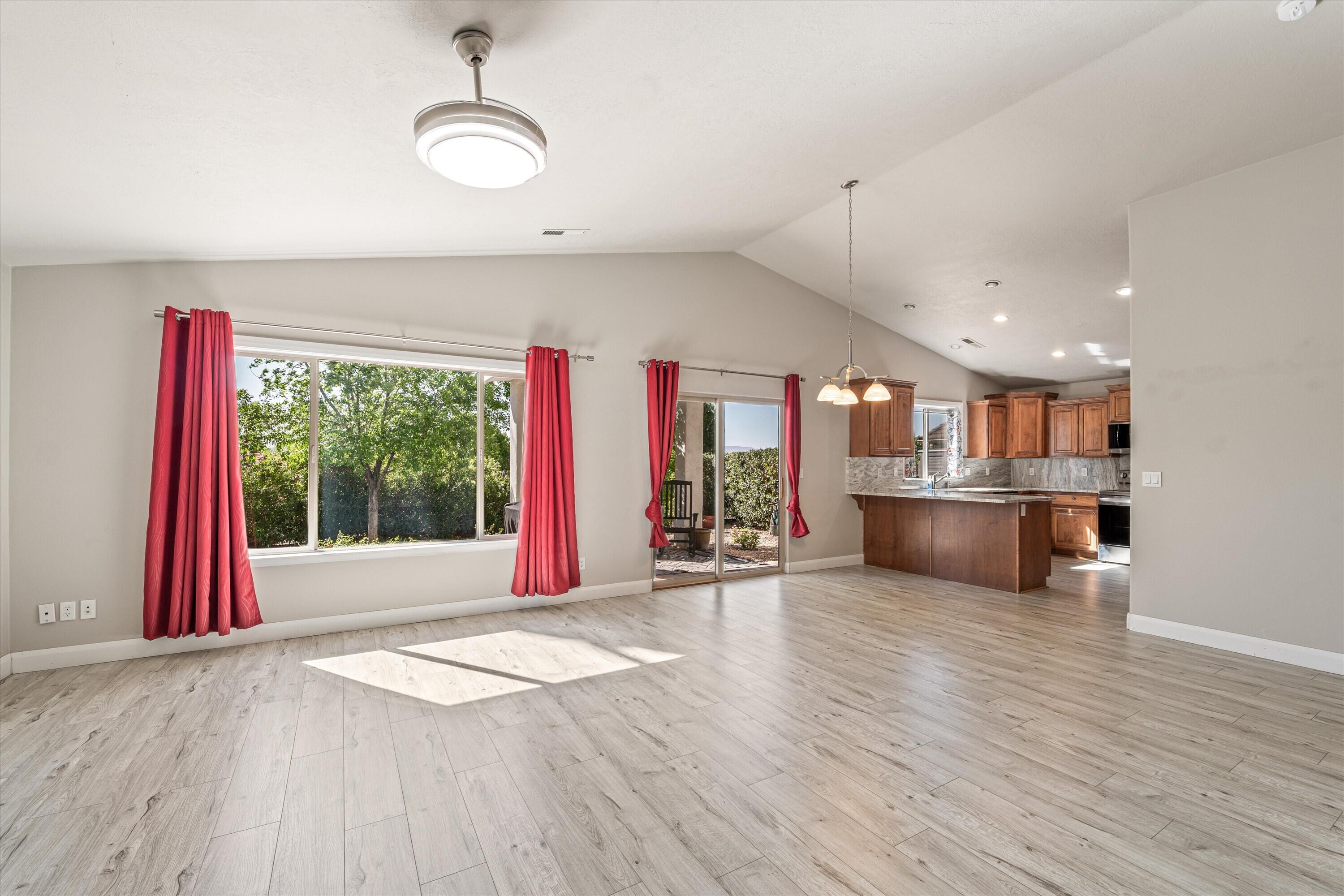 2721 East Riverside Drive, Unit 38 St. George, UT 84790 - Photo 8 of 47 Living Room