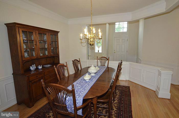 8256 Academy Road, Unit 7 Ellicott City, MD 21043 - Photo 13 of 29 Dining Room