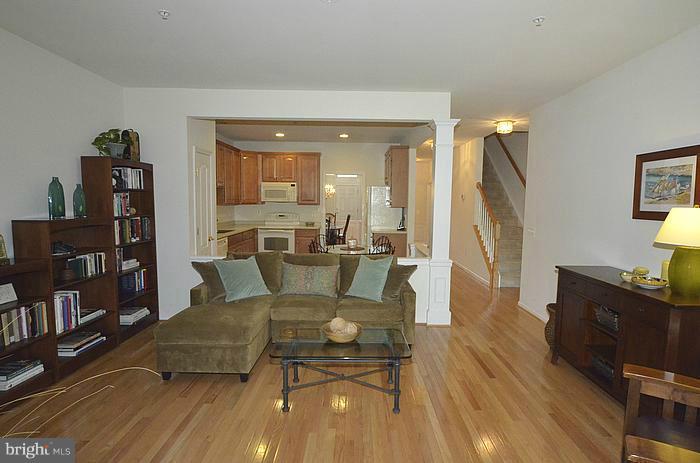 8256 Academy Road, Unit 7 Ellicott City, MD 21043 - Photo 14 of 29 Family Room
