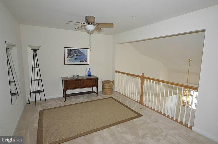 8256 Academy Road, Unit 7 Ellicott City, MD 21043 - Photo 23 of 29 Loft