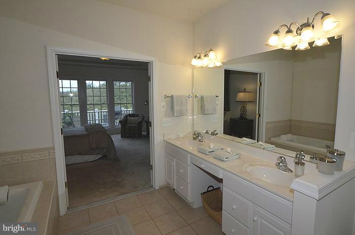 8256 Academy Road, Unit 7 Ellicott City, MD 21043 - Photo 9 of 29 Bath (Master)