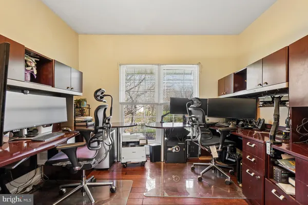 $679,900 | 13205 Oak Farm Drive, Woodbridge, VA 22192