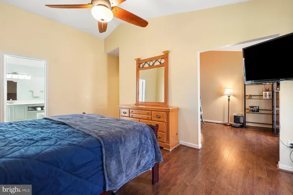 $679,900 | 13205 Oak Farm Drive, Woodbridge, VA 22192