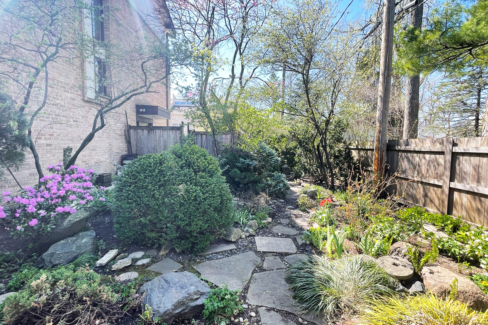 3709 Haas Avenue Riverside, IL 60546 - Photo 9 of 21 a view of a garden with flowers